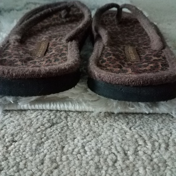 Sole comfort Leporad cloth  flip flops (AS IS) - Picture 2 of 4
